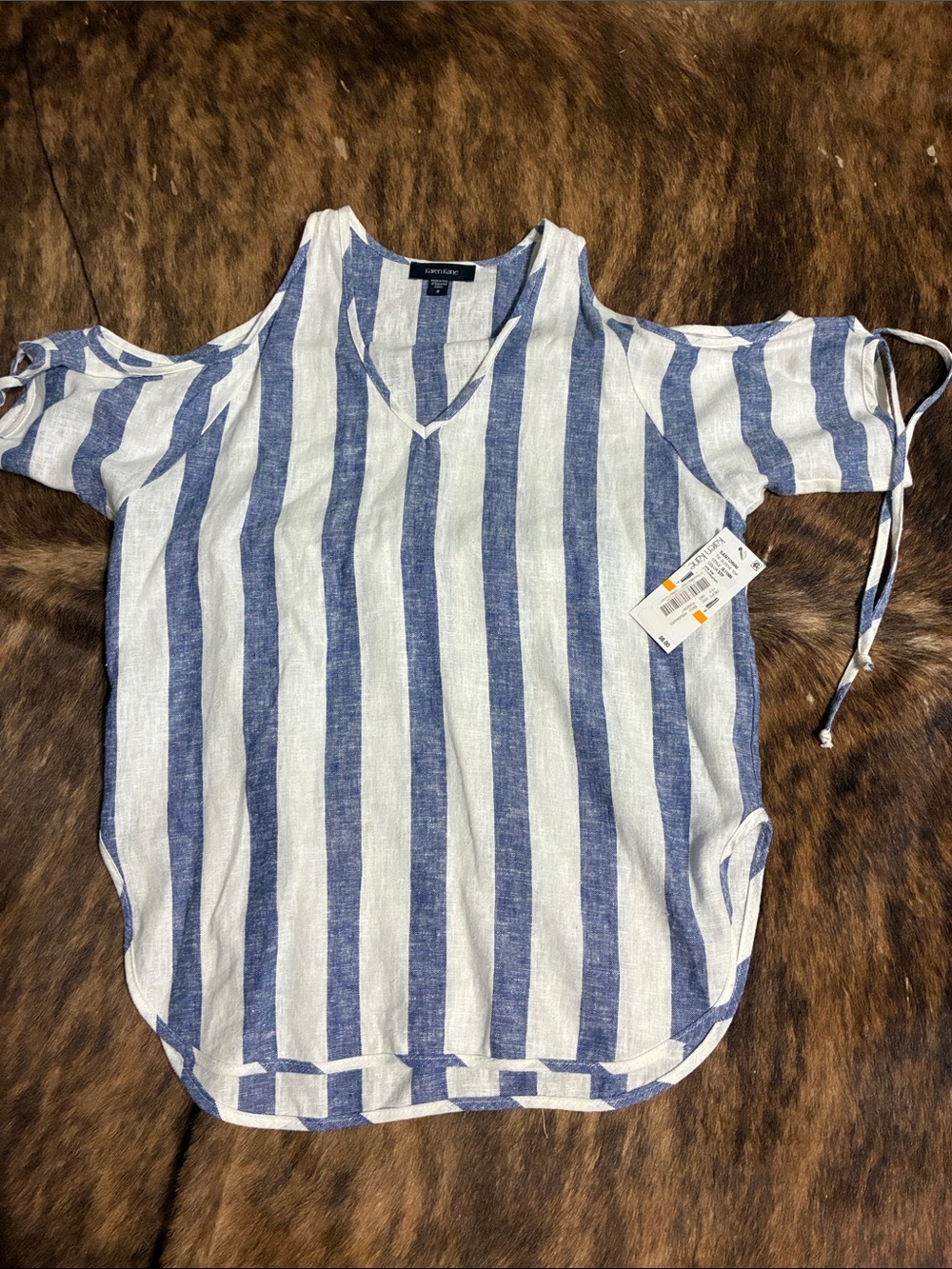 Karen Kane shirt in small